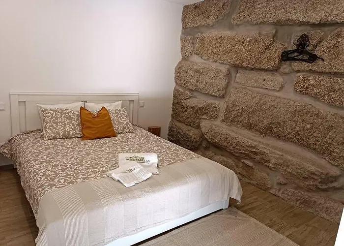 Casa Nova De Senradelas