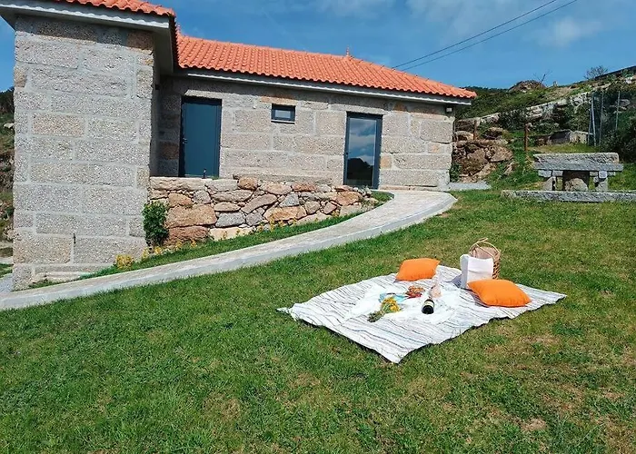 Casa Nova De Senradelas Ferienhaus *