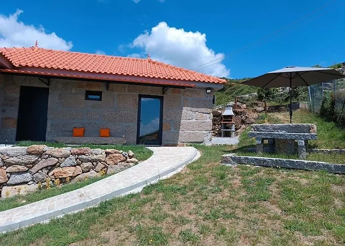 Casa Nova De Senradelas Ferienhaus *